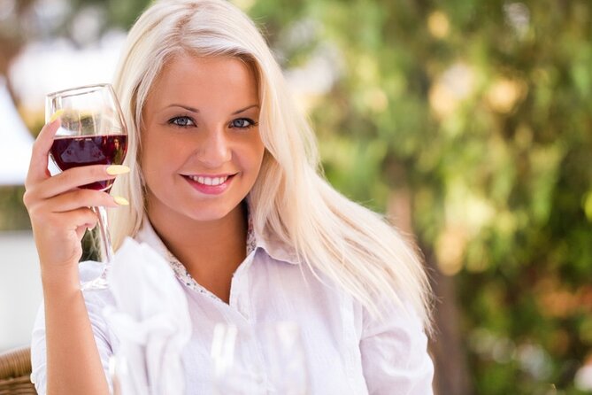 West Kelowna Tour From Vernon - Classic - 6 Wineries - Good To Know