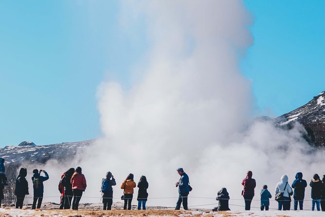 10 Day Iceland With Northern Lights Reykjavik Golden Circle Akureyri Blue Lagoon