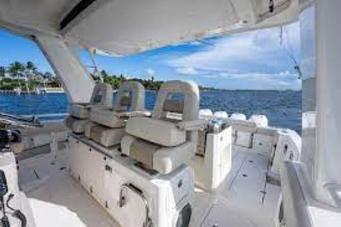 2-Hour Maalaea Humpback Whale Watching Cruise for up to 6 Guests