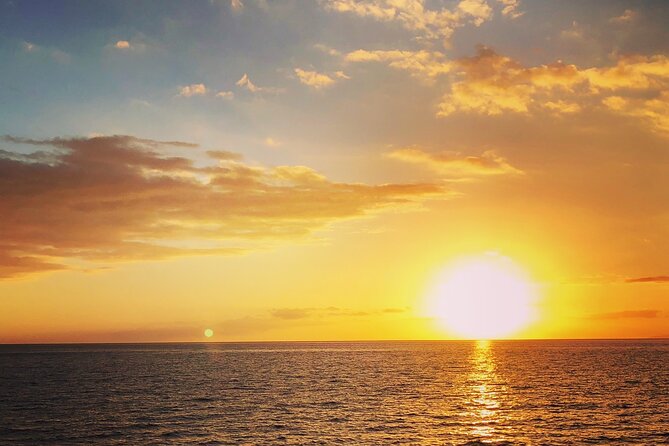 2 Hour Tiki Pub Sensational Sunset Cruise (Adults Only) - Meeting and Pickup Details