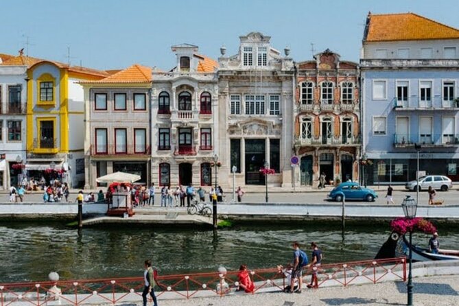 3 Days Tour From Lisbon to Santiago De Compostela - Inclusions