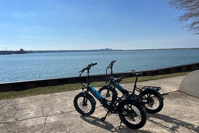 3 Hours E-Bike Rental in Cleveland