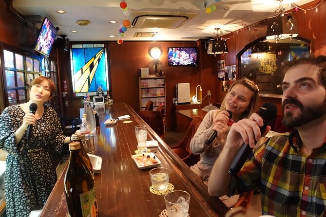 3 Hours Private Food and Walking Tour to Snack Bar in Nakasu - Tour Overview and Details