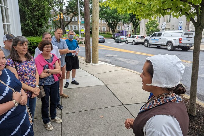 45-Minute Private Guided Historic Walking Tour in Lititz