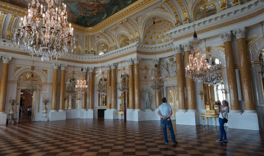 5 Hour: Warsaw Old Town, Royal Castle and Uprising Museum