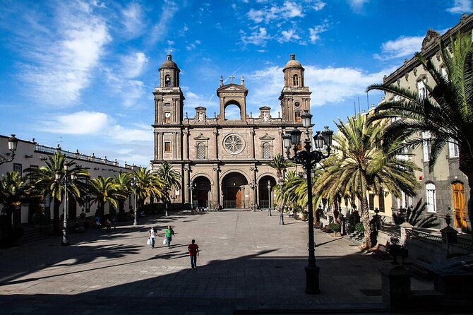 7-hour Hop on Hop off Tour of Historic Gran Canaria