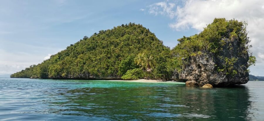 8 Days Explore Raja Ampat (Start From Bali )