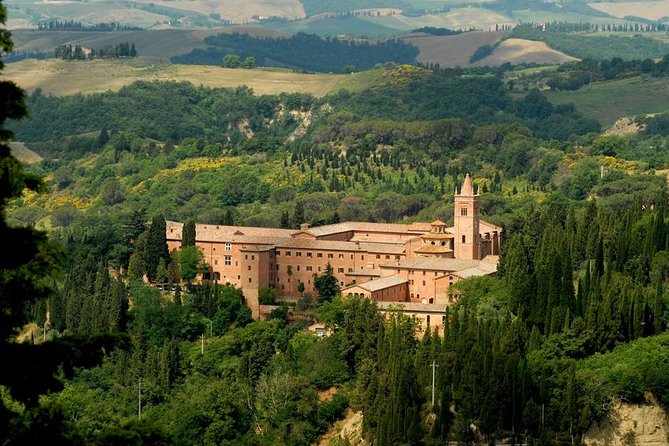 A Sunday in the Crete Senesi Between Artist Gardens And Benedictine Monasteries