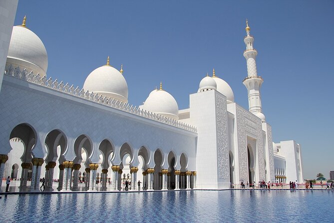 Abu Dhabi Grand Mosque Visit: A Dubai to Abu Dhabi Cultural Tour - Inclusions and Amenities