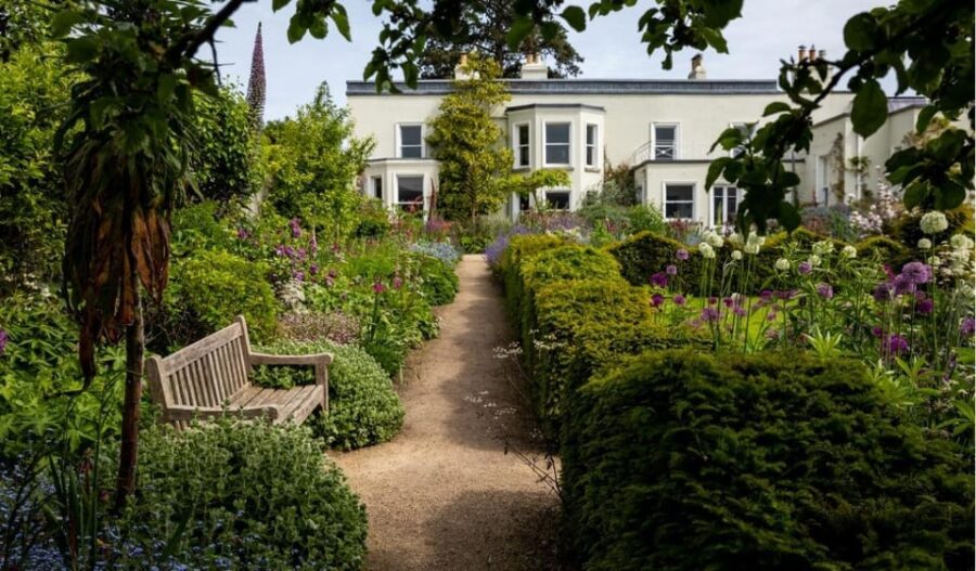 Airfield Estate: General Admission
