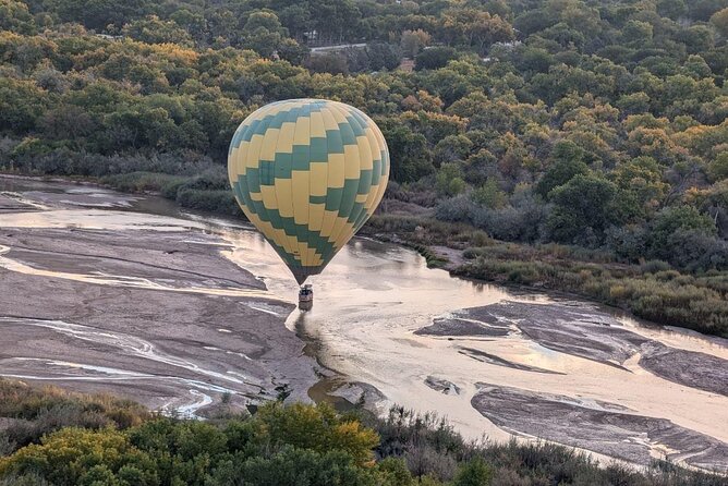 Albuquerques Balloon Fiesta Aerogel Ballooning