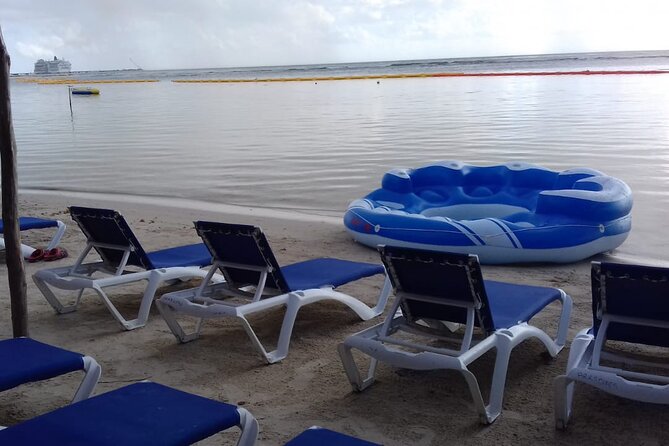 All-Inclusive Beach Day at LOS ARRECIFES REST. / Open Bar – Massage and Lunch..
