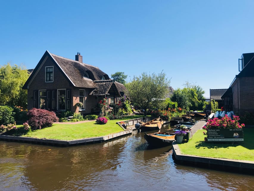Amsterdam: Giethoorn, Afsluitdijk and Zaanse Schans Day Trip