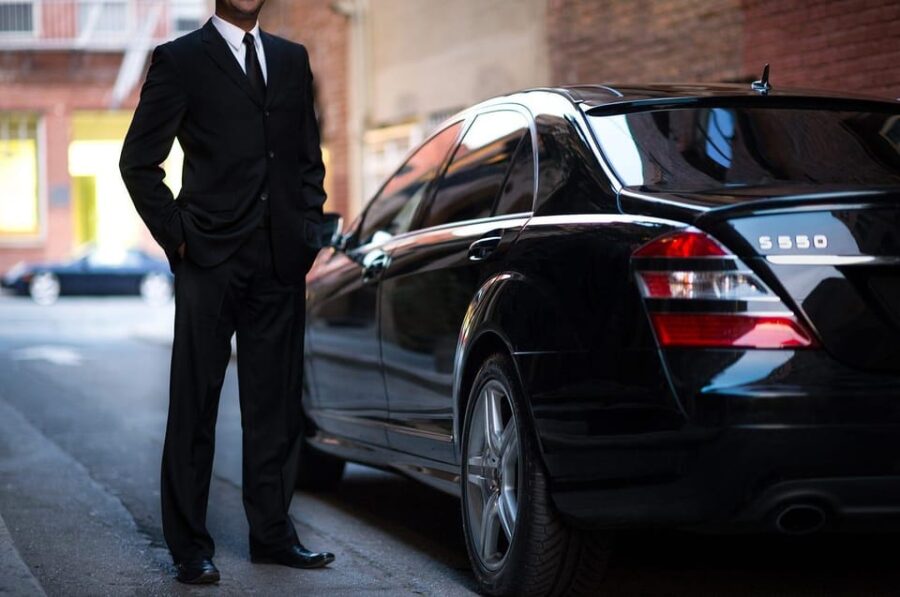 Amsterdam: Private Transfer to Rotterdam – Travel Like a VIP