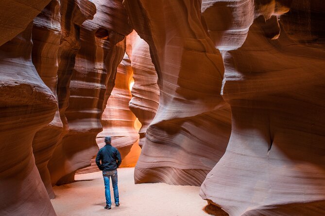 Antelope Canyon and Horseshoe Bend Tour From Sedona