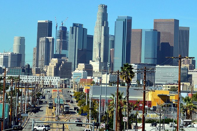 Arrival Private Transfer: Airport LAX to Los Angeles in Luxury SUV