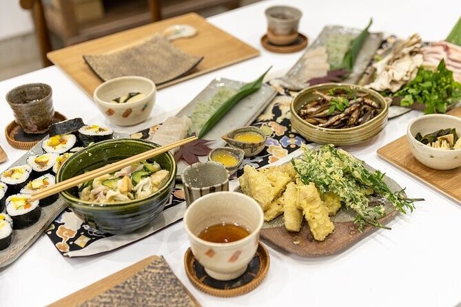 Artist Pottery and Cooking Class in the Old Streets of Mt. Hiei