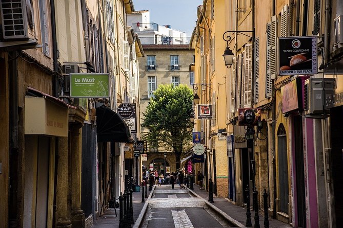 Avignon-Transfer From or to Airport Marseille