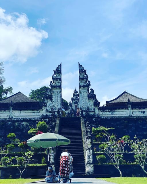 Bali: Lempuyang Temple, Tirta Gangga, and Virgin Beach Tour