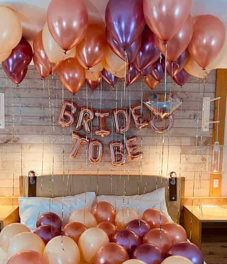 Bali: ROOM DECORATION FOR BIRTHDAY OR ANNIVERSARY OCCASION