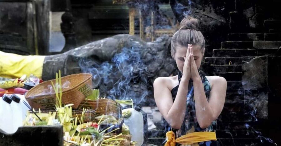 Bali: Sacred Temples and Sunset Private Tour