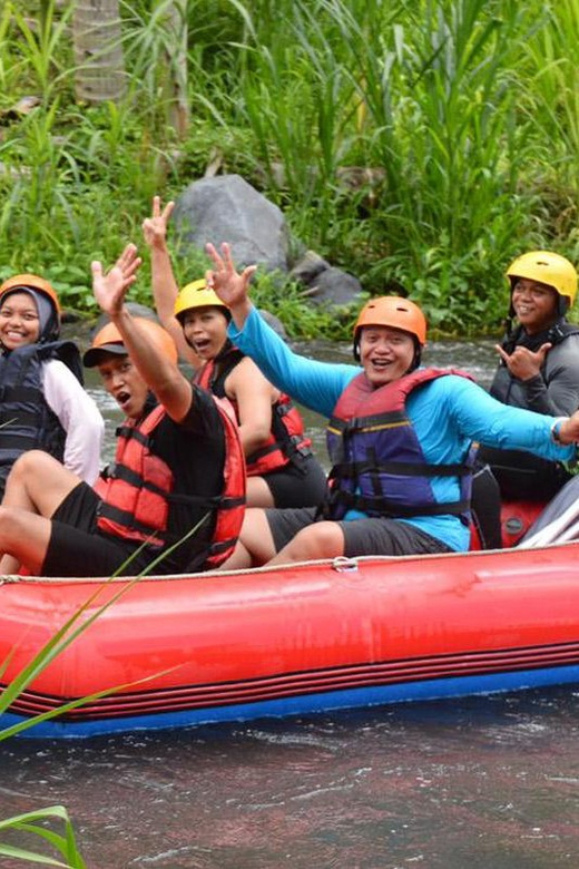 Bali : Telaga Waja White Water Rafting and Besakih Temple