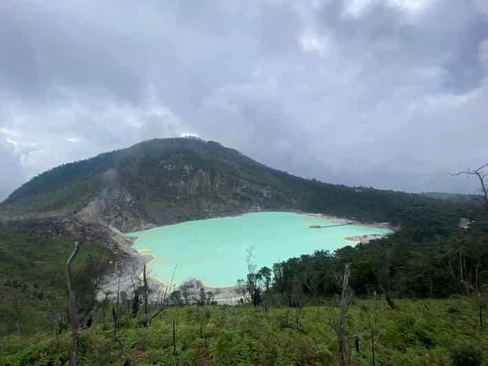 Bandung: Volcano, Hot Spring, Mud Bath & Tea Plantation