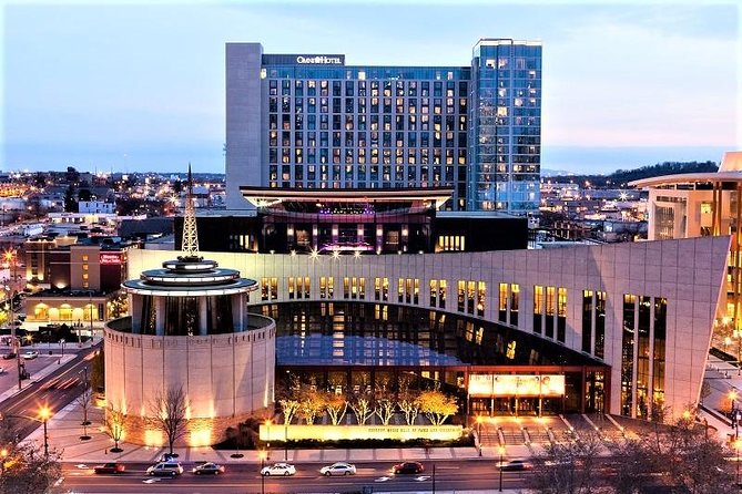 Before-Hours Guided Tour of the Country Music Hall of Fame - Tour Overview