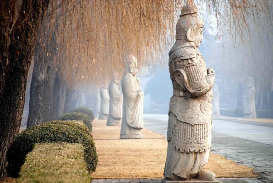 Beijing: Juyongguan Great Wall, Sacred Way & Ming Tombs Trip