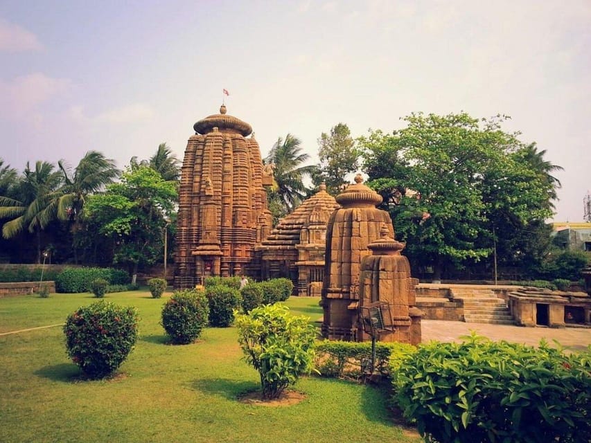 BHUBANESWAR TEMPLE TOUR WITH PURI - Itinerary Highlights