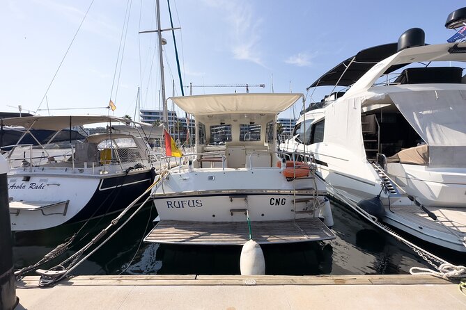 Boat Tour for 2 Hours in Barcelona