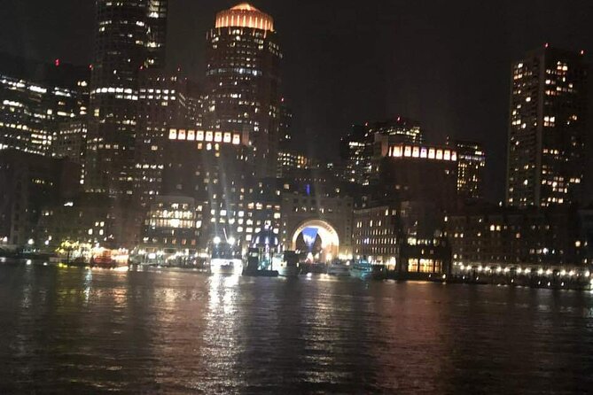 Boston Full Moon Cruise Tour