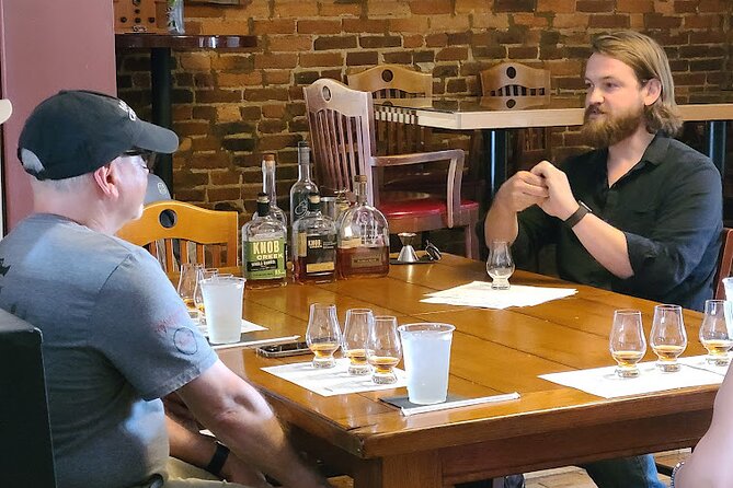 Bourbon Boat Tour in Frankfort With Tasting