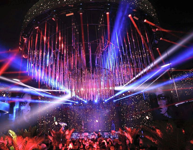 Bucharest: VIP Dining, Limo Ride & Clubbing