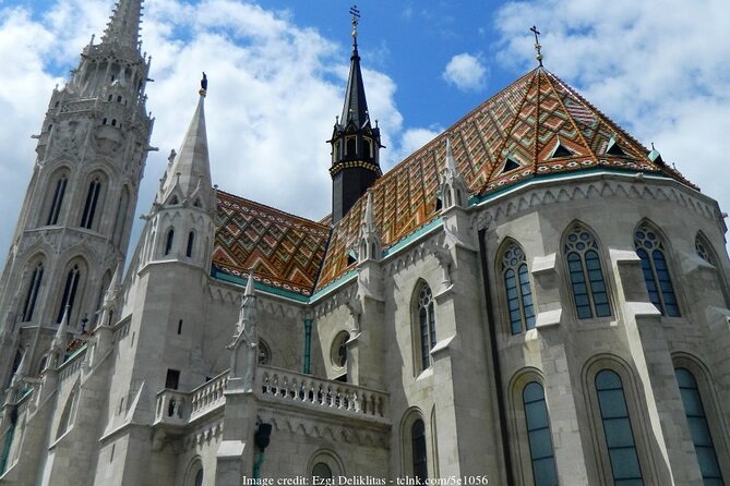 Buda Castle District: Private Tour Including Gellért Hill - Highlights of Buda Castle District