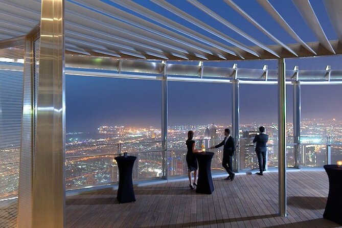 Burj Khalifa And Dubai Mall Aquarium Tickets With Transfer - Tour Highlights