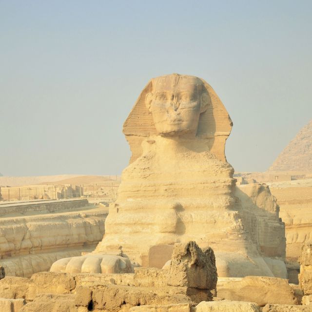Cairo: Pyramids, Egyptian Museum and Bazar All Fees Included