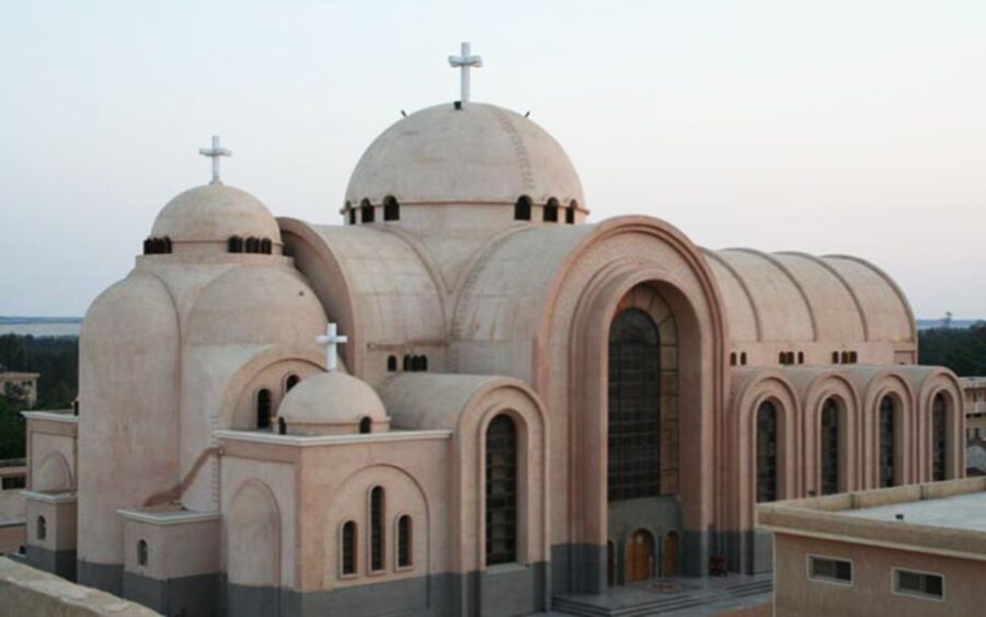Cairo :Tour to Wadi El Natron Monastery From Cairo