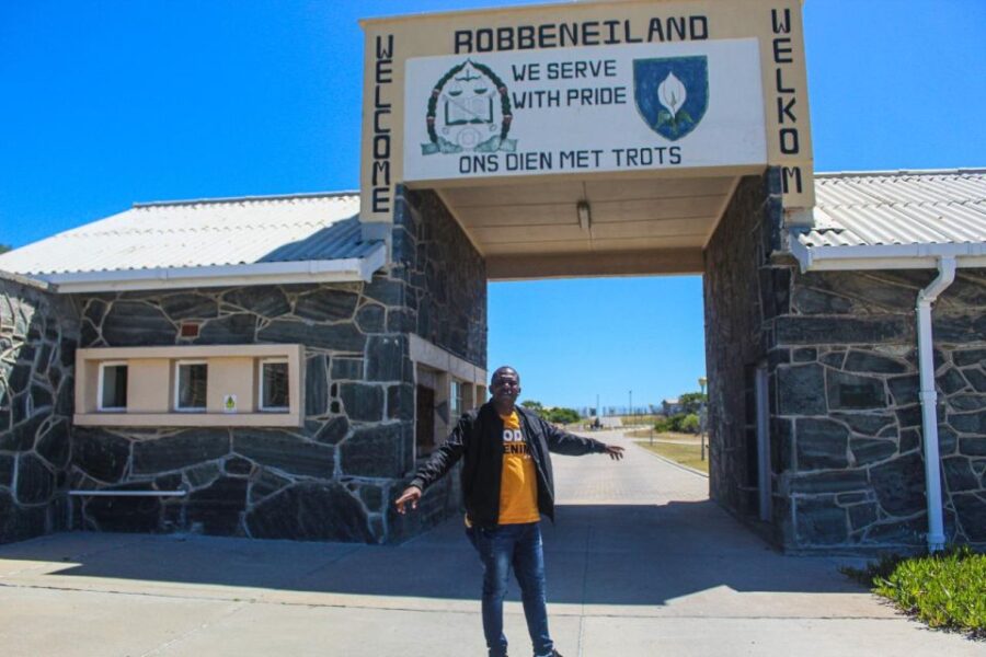 Cape Town: Robben Island Museum Including Ferry Ticket - Overview and Pricing