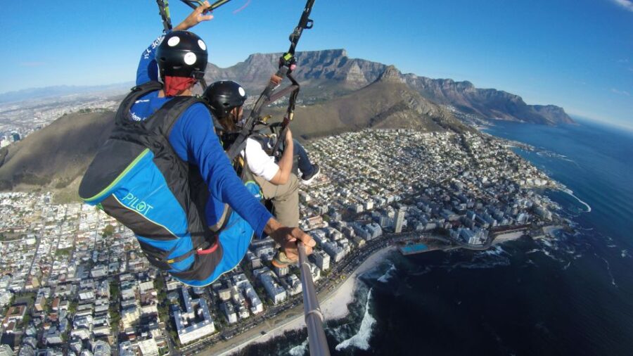 Cape Town: Table Mountain Tandem Paragliding Flight