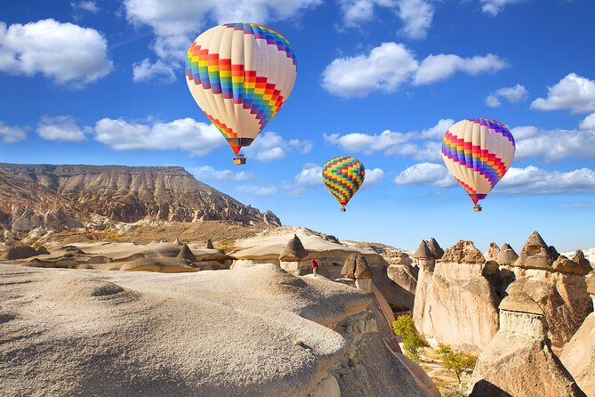 Cappadocia 1-Night Small-Group Tour With Hot Air Balloon