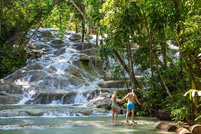 Catamaran Party Cruise To Dunn's River Falls - Onboard Amenities and Activities