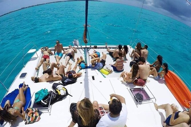 Catamaran Tour to Isla Mujeres From Cancún With Bar and Lunch - Whats Included in the Tour