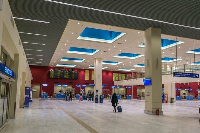 Chania Airport (CHQ) To/From Chania Suburbs- ZONE 1 -Up to 15 Prs
