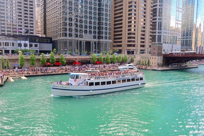 Chicago River 90-Minute Architecture Boat Tour