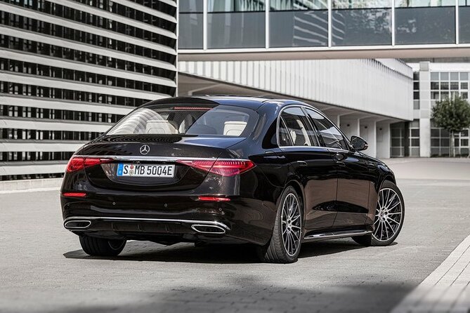 Co2-Offset Private Transfer From Kaunas Airport to Kaunas City
