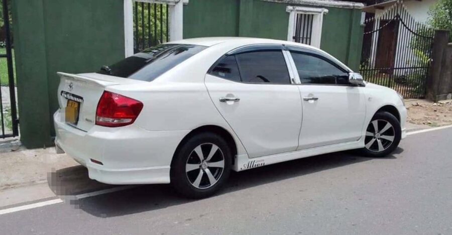 Colombo Airport (CMB) to Mirissa Taxi Transfer