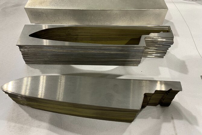 Create Your Own Pocket Knife in Miracle Kitchen Knife Factory