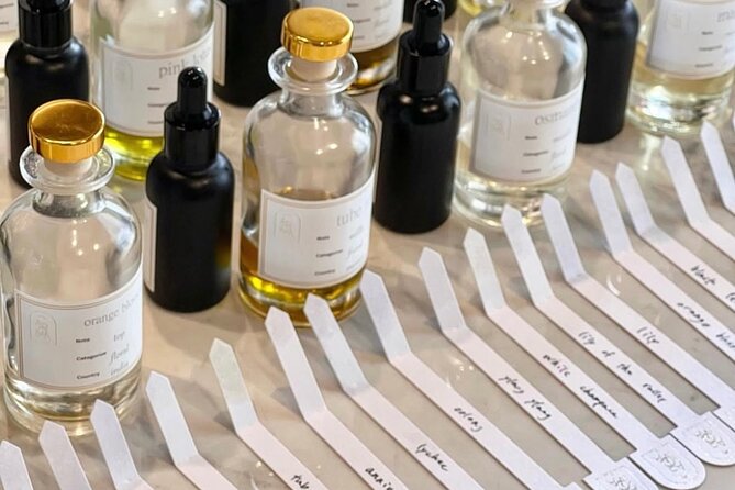 Customize Natural Perfume Making in Tokyo Harajuku