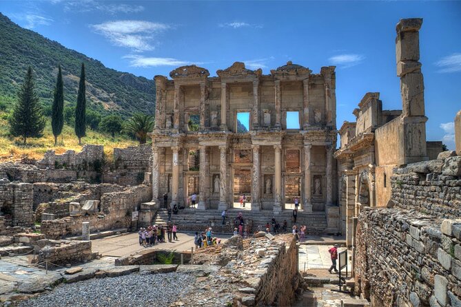 Daily Trip to Salda Lake, Pamukkale, Hierapolis Ancient City, Kaklik Cave